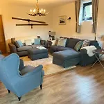 Luxury Double Room, Kitchenette, Games And Bar בית אירוח *