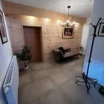 Luxury Double Room, Kitchenette, Games And Bar בית אירוח