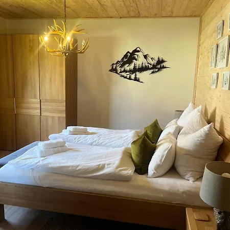 Luxury Double Room, Kitchenette, Games And Bar Rum i privatbostad *