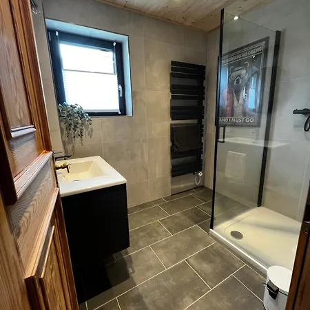 Luxury Double Room, Kitchenette, Games Room And Bar ホームステイ