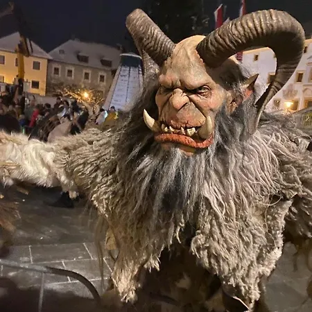 Luxury Double Room, Guest Kitchen, Games And Bar Δωμάτια σε οικογενειακή κατοικία *