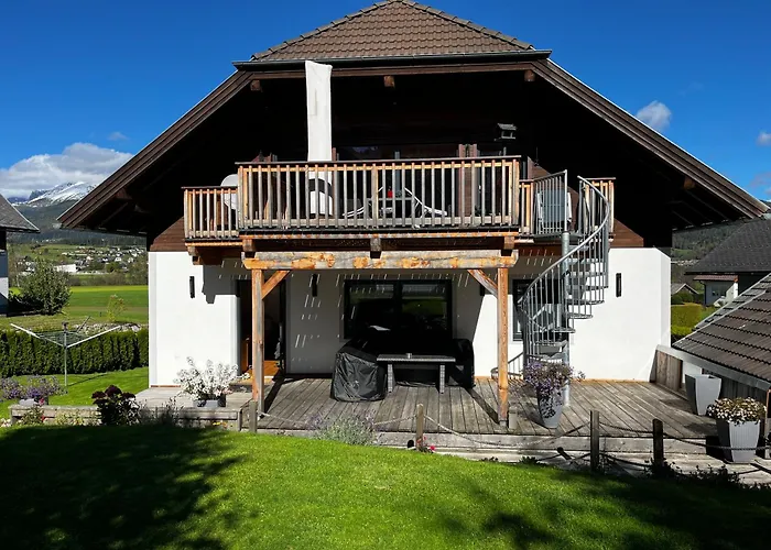 Quarto em Acomodações Particulares Luxury Double Room, Kitchenette, Games Room And Bar